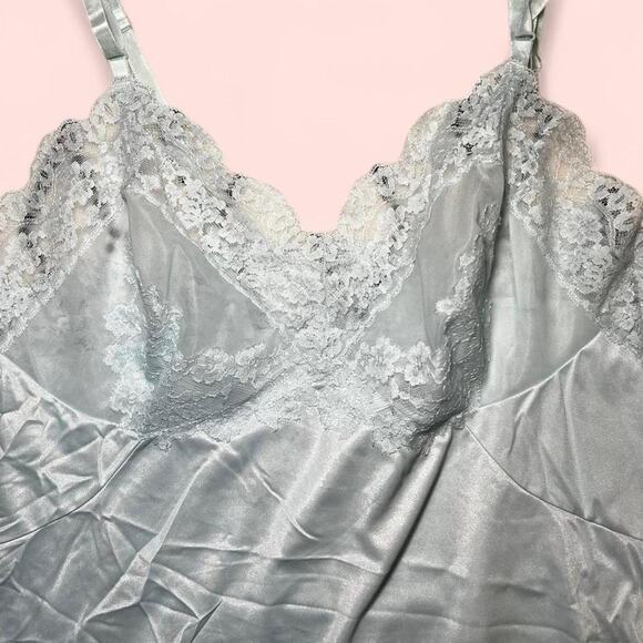 Vintage hollywood vassarette baby blue - Picture 2 of 3